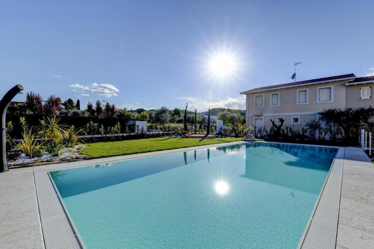 Villa Meri Star Manerba del Garda Εξωτερικό φωτογραφία